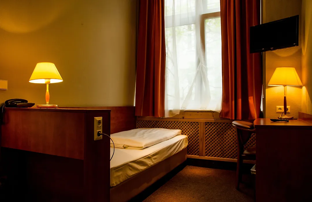 Hotel Astrid am Kurfürstendamm-1