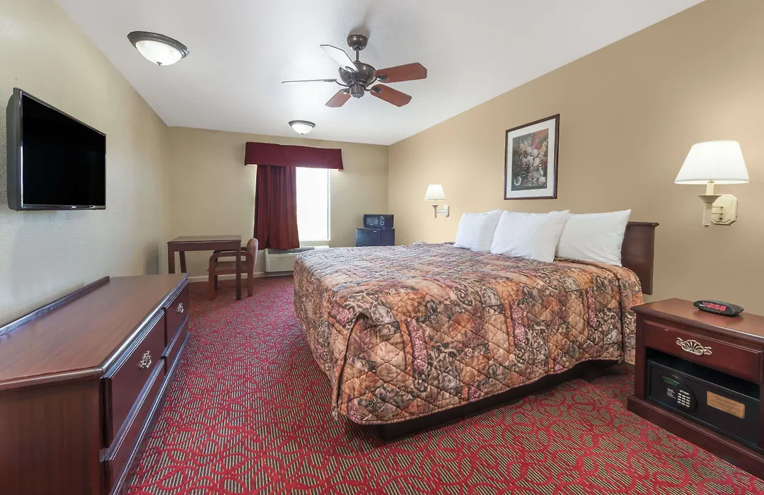 Days Inn By Wyndham St Peters/St Charles-1