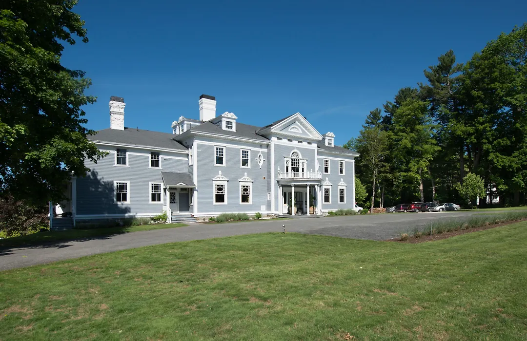 Kemble Inn - Restaurant - Bar-1