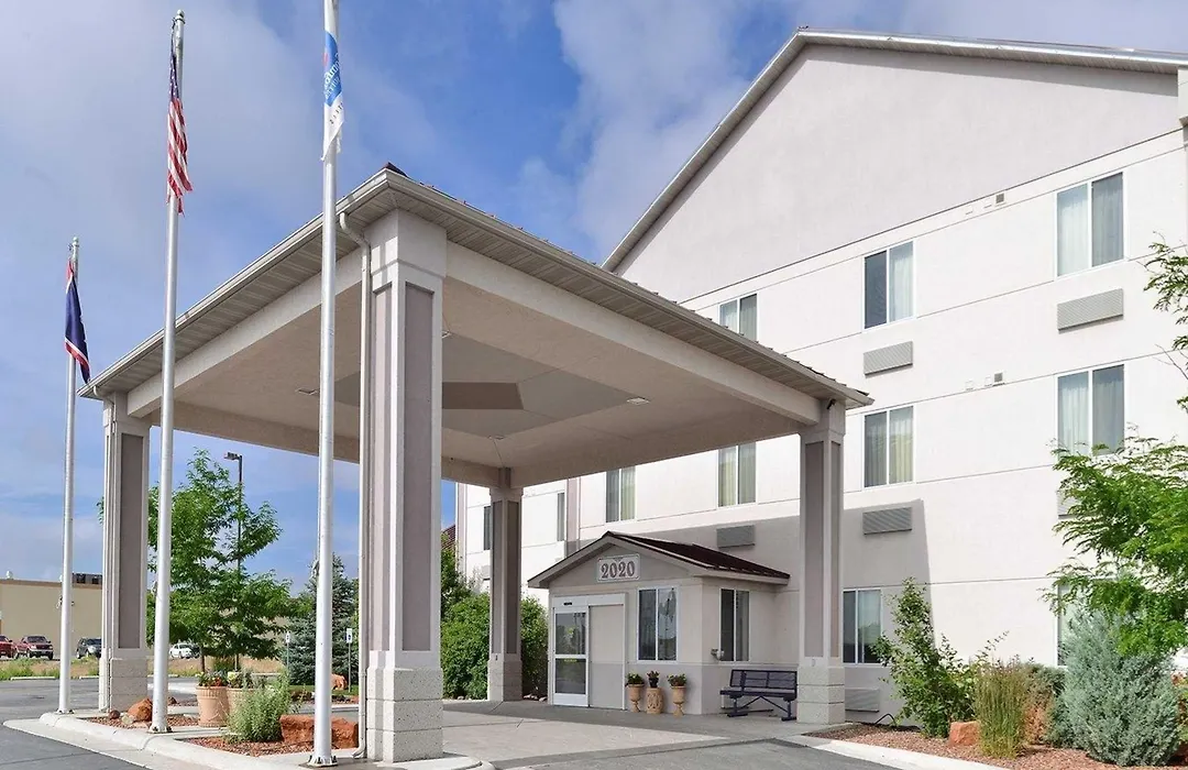 Comfort Inn & Suites Riverton-1