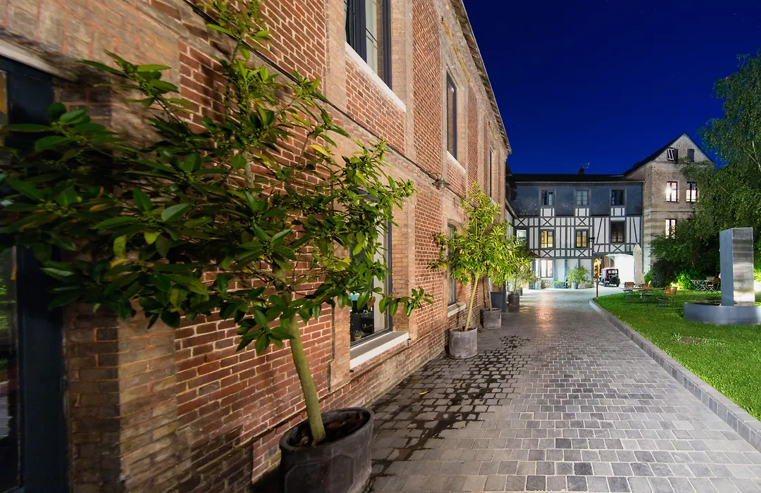 Hôtel La Licorne&Spa-1