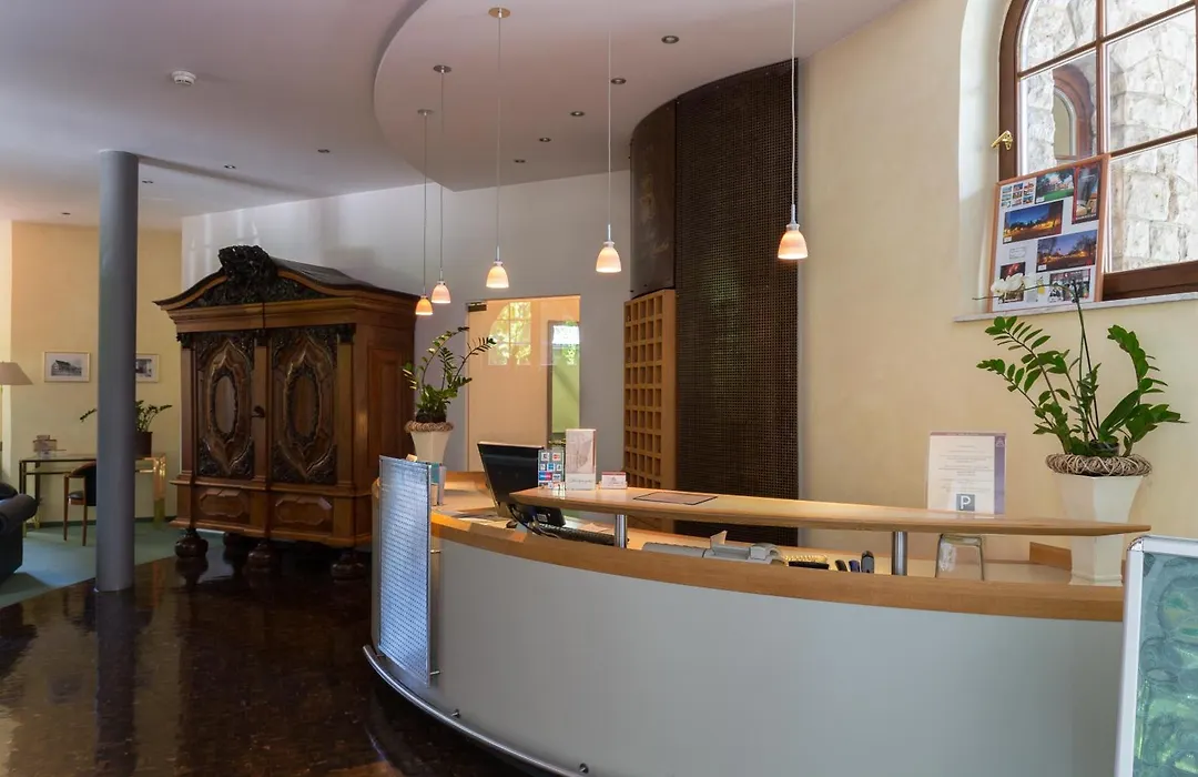 Parkhotel Unter den Linden-1