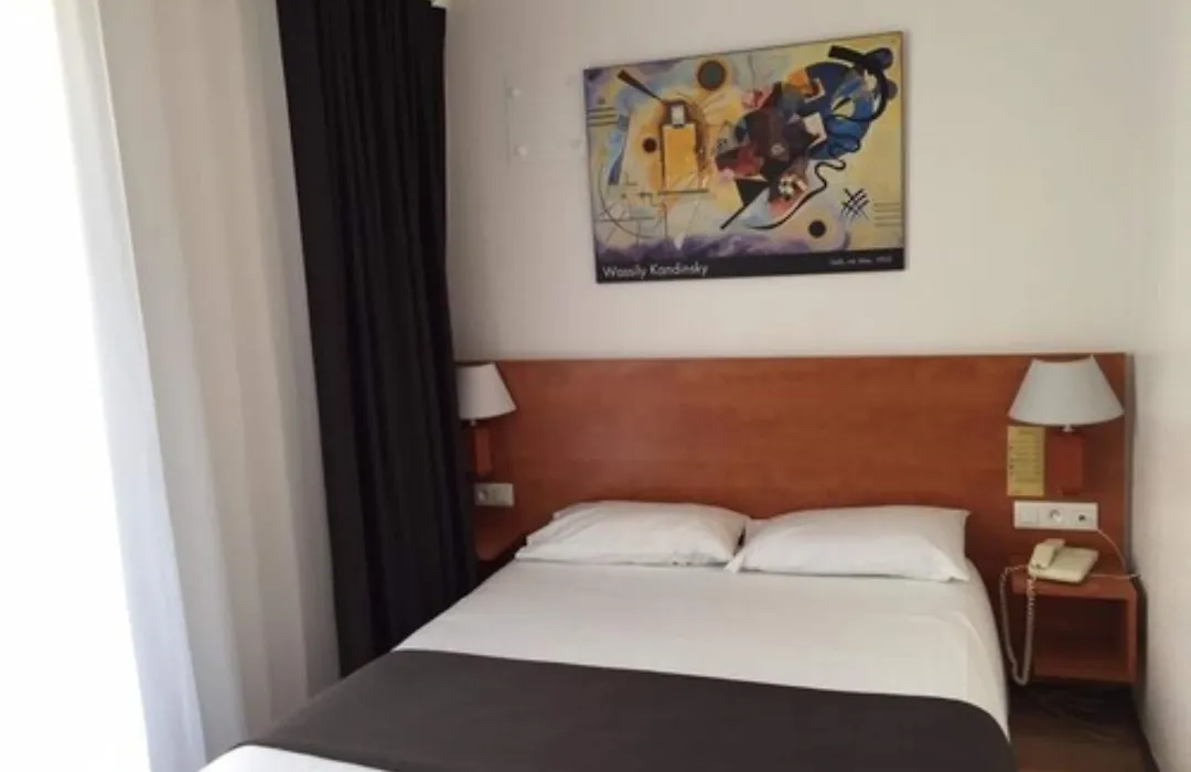 Hotel Le 21ème-1