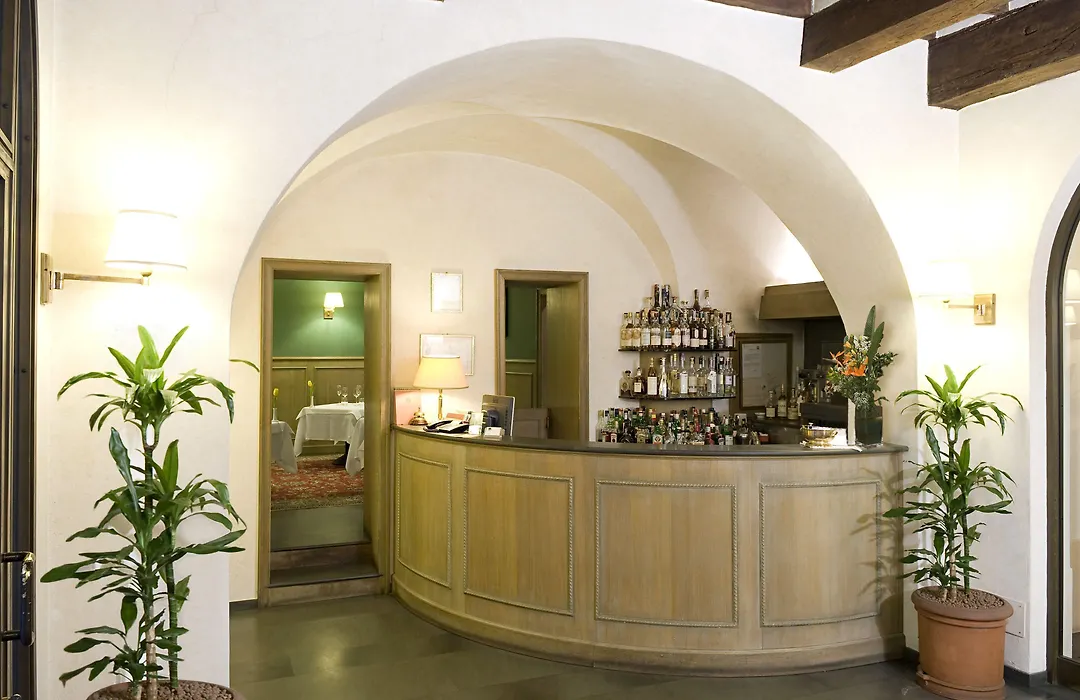 Albergo Delle Notarie-1