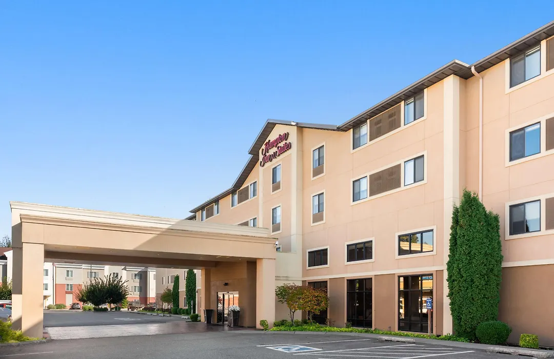 Hampton Inn & Suites Burlington-1