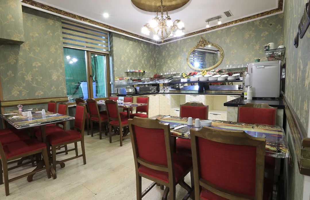 Nil Hotel-1