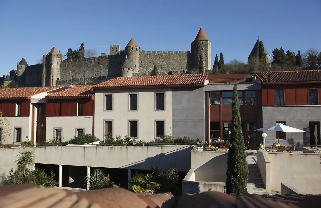 Adonis Carcassonne-1