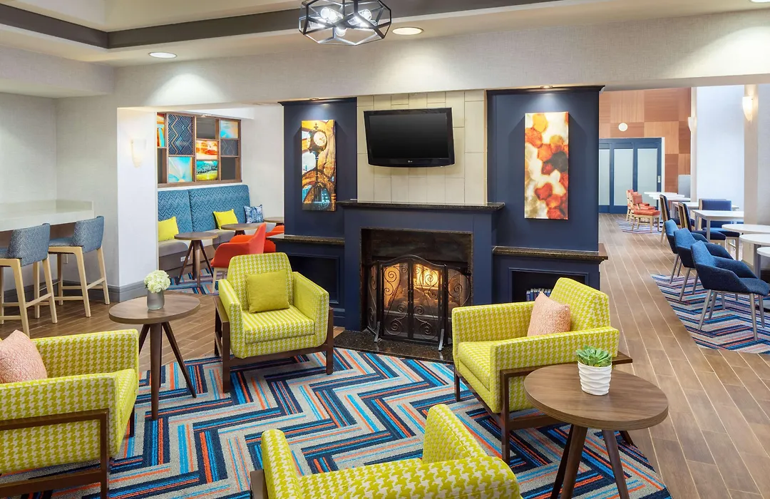 Hampton Inn By Hilton Garden City Long Island-1