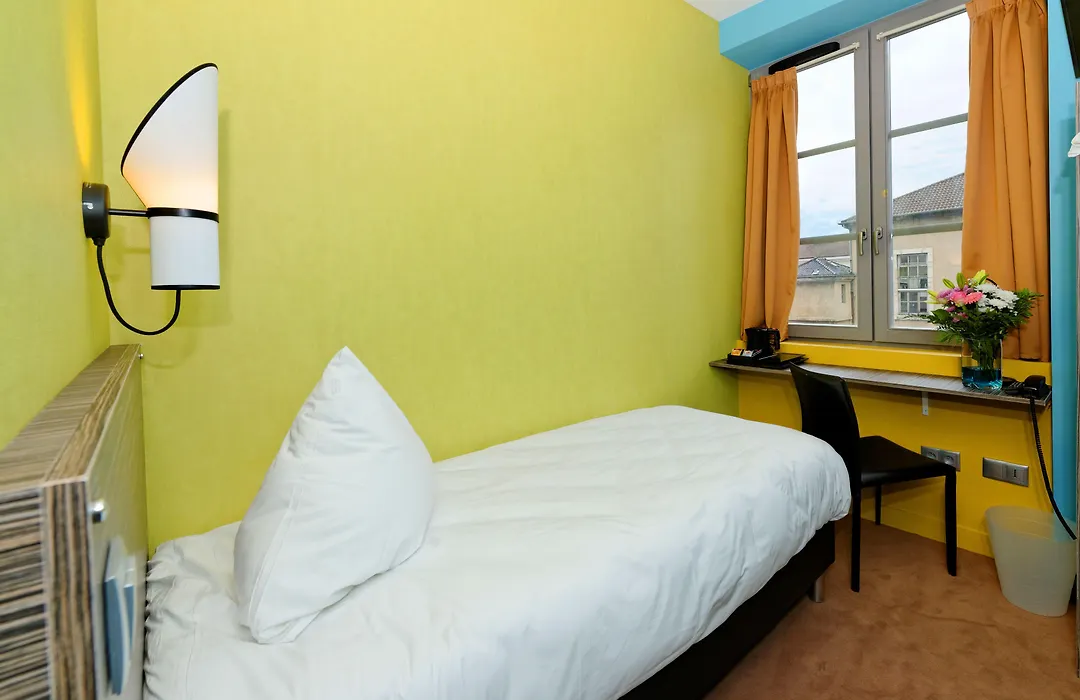 Republik Hotel-1