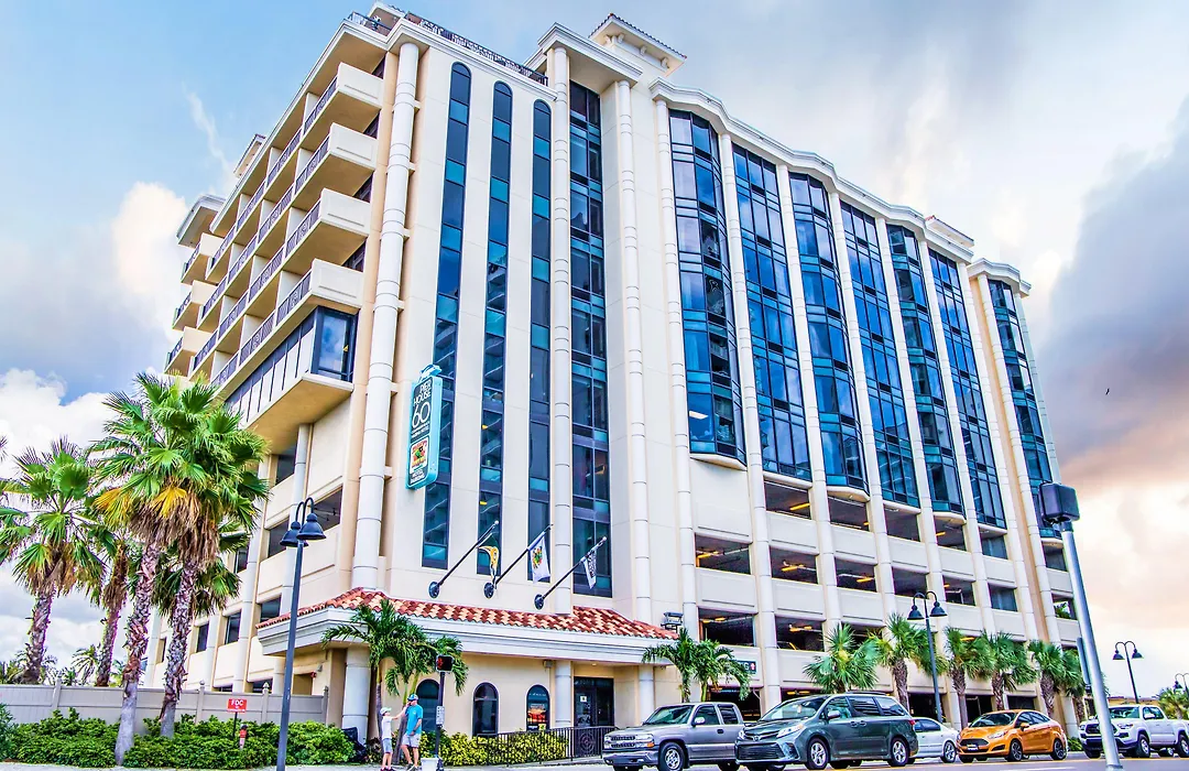 Pier House 60 Clearwater Beach Marina Hotel-1
