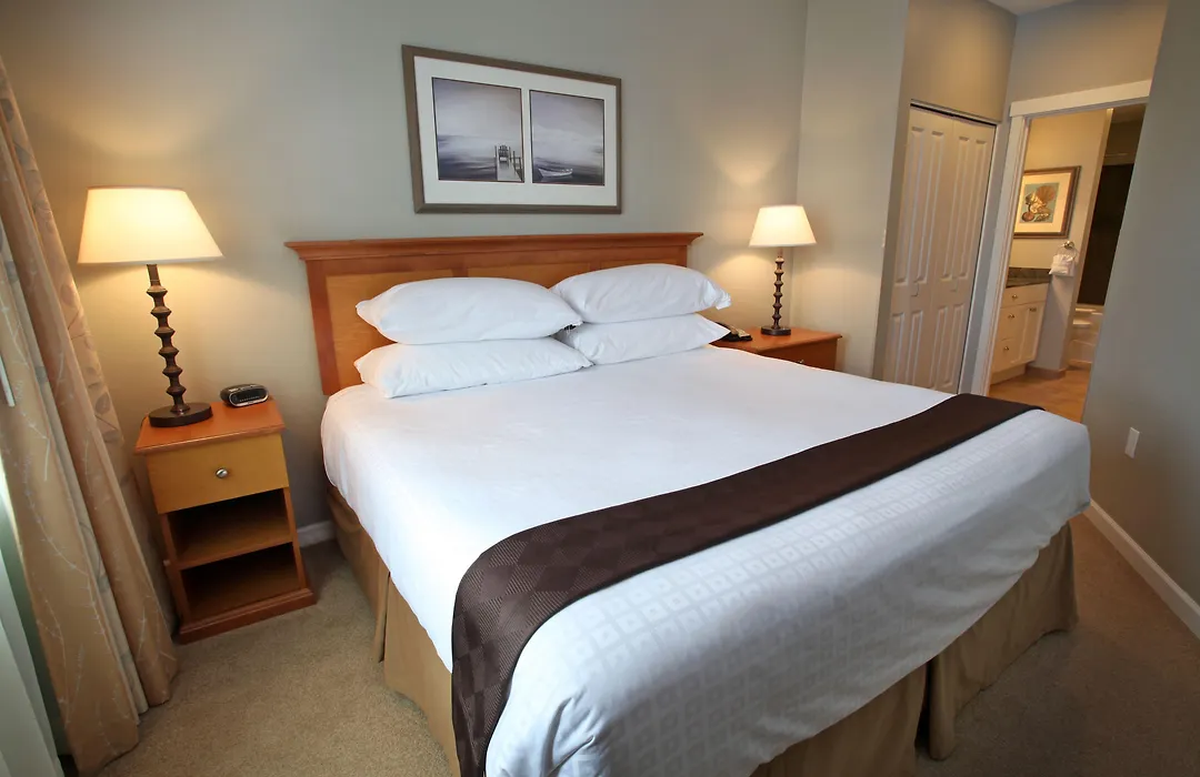 Rivertide Suites-1