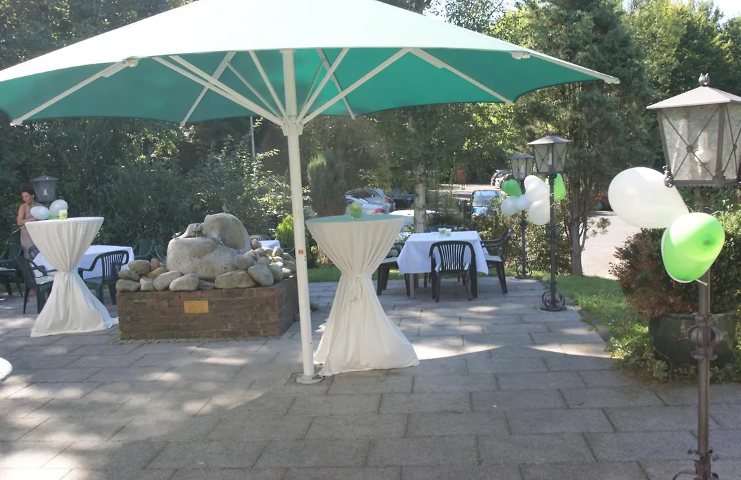 Wald-Cafe Hotel-Restaurant-1