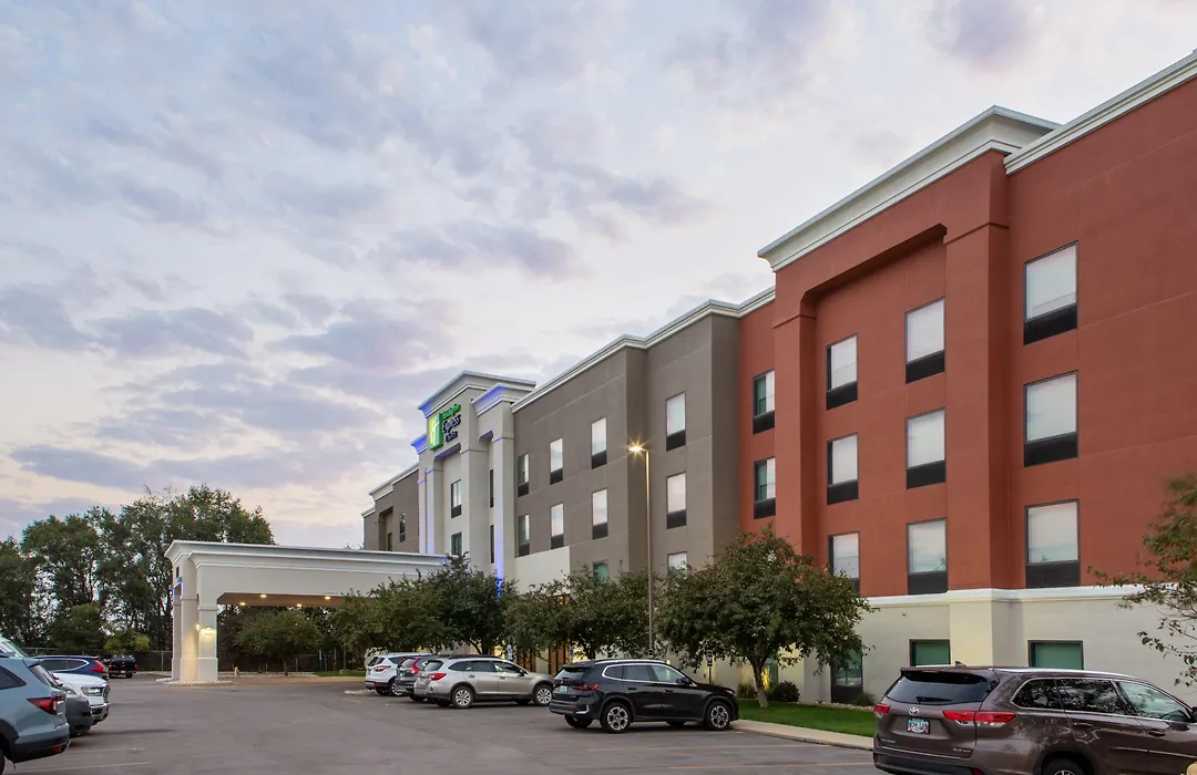 Holiday Inn Express & Suites Sioux City-South By Ihg-1