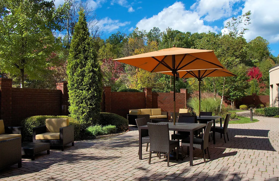 Courtyard Blacksburg-1