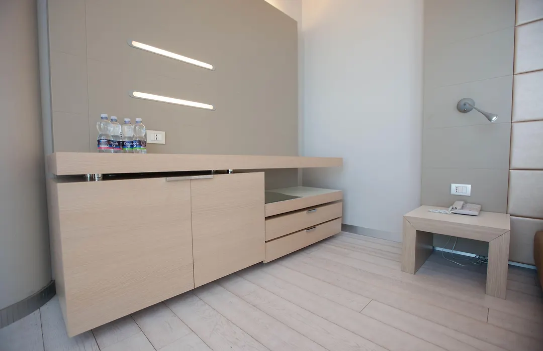 Best Western Plus Net Tower Hotel Padova-1