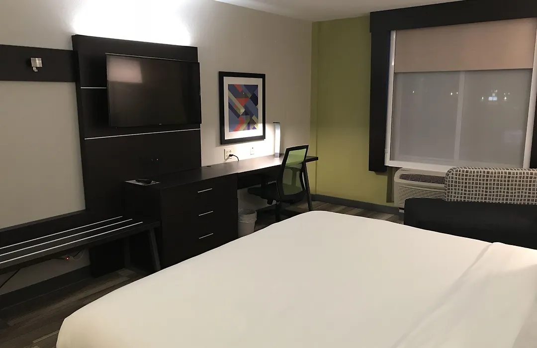 Holiday Inn Express Hotel & Suites Canton By Ihg-1