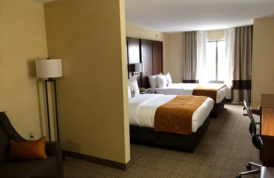 Comfort Suites Elkhart South-1