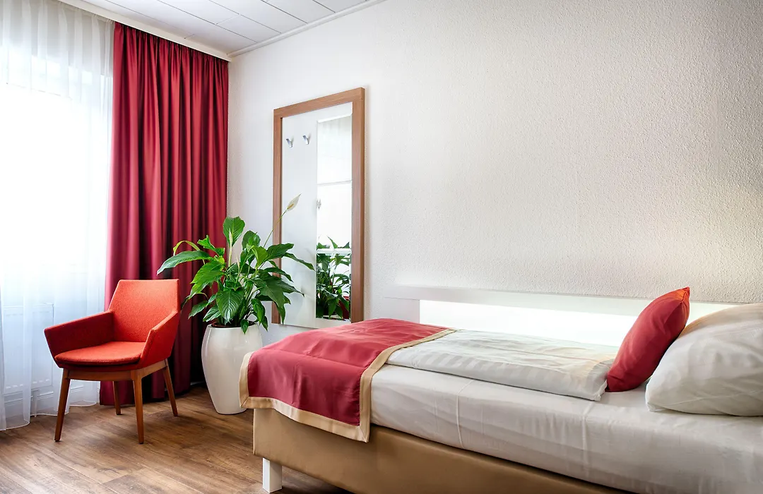 Hotel Senator-1