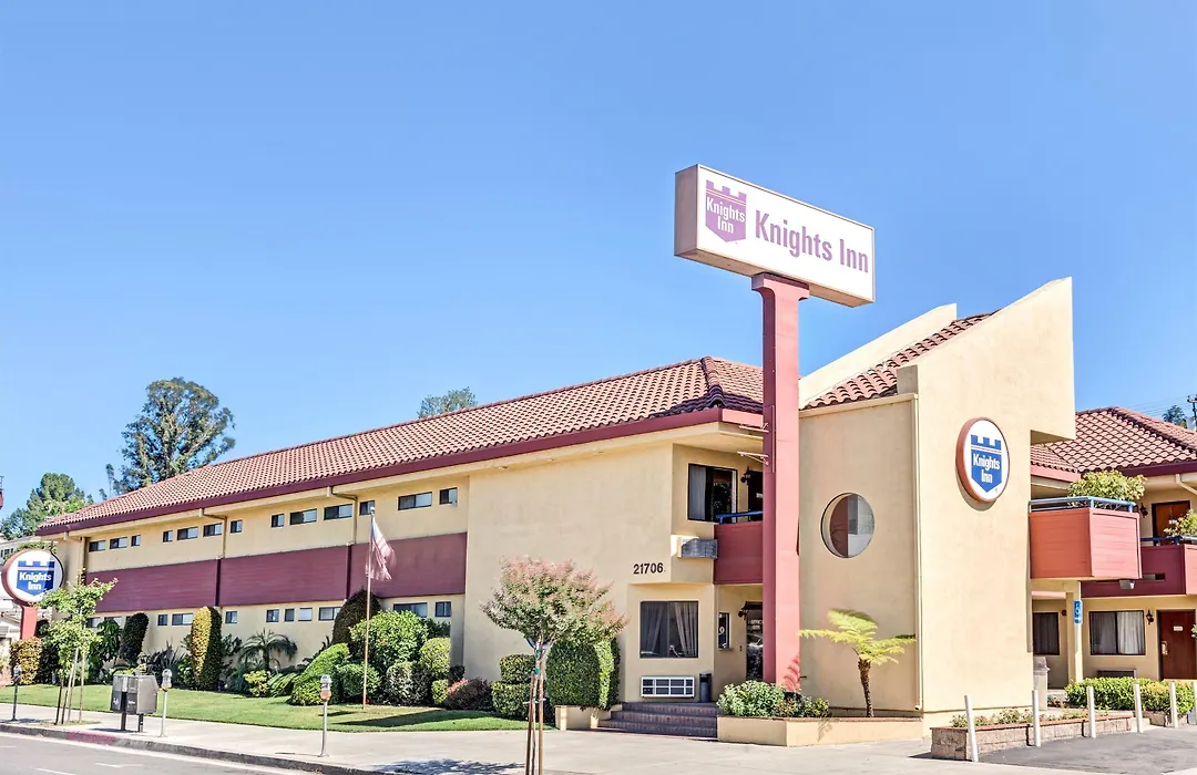Vantage Point Inn - Woodland Hills-1