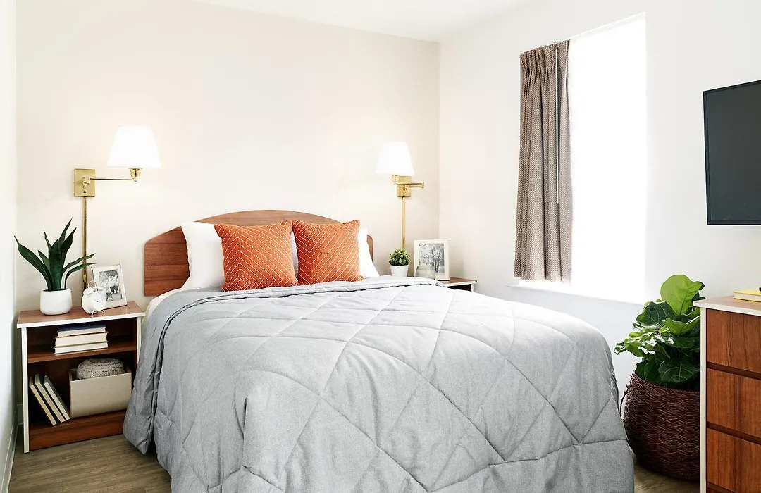 Intown Suites Extended Stay West Palm Beach Fl - Military Trail Rd-1
