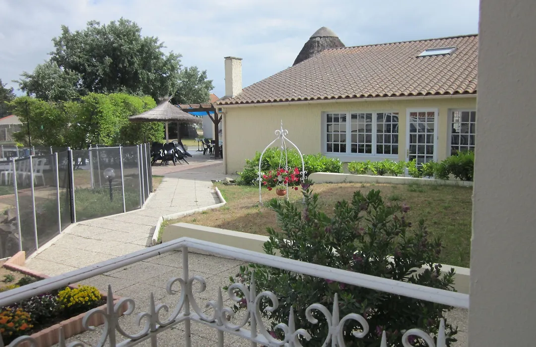 Hotel La Chaumière-1