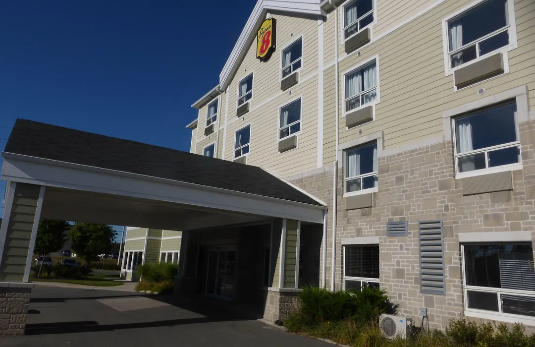 Super 8 By Wyndham Peterborough-1