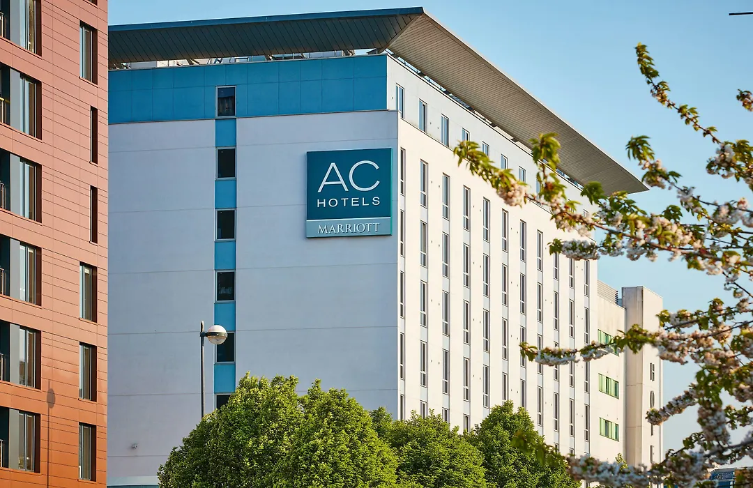 Ac Hotel By Marriott Manchester Salford Quays-1