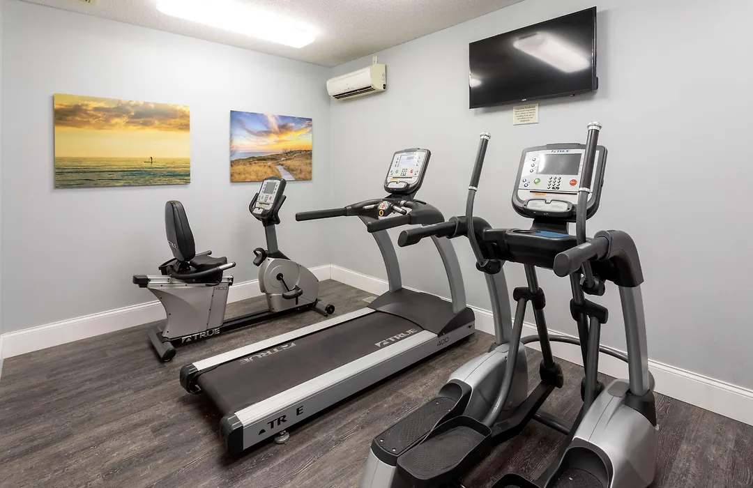 Grandstay Hotel & Suites Downtown Sheboygan-1