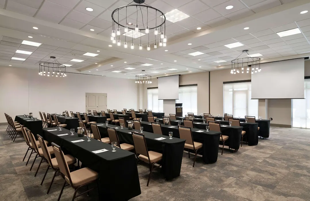 Hilton Garden Inn Charlotte/Ayrsley-1