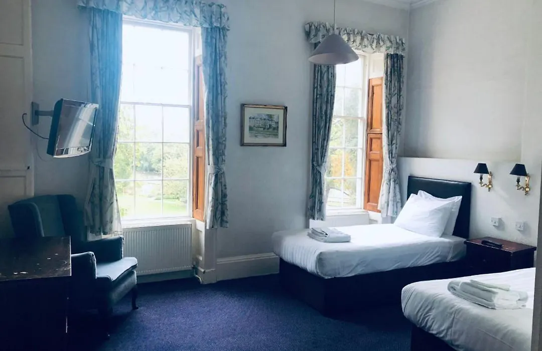 Parade Hotel Bath-1