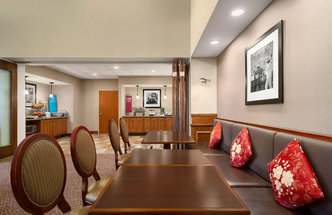 Hampton Inn & Suites Williamsburg-Central-1
