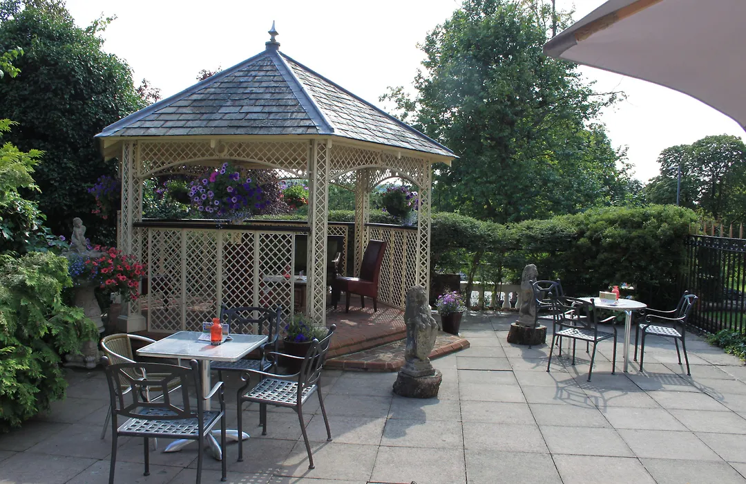 Leaside Hotel-1