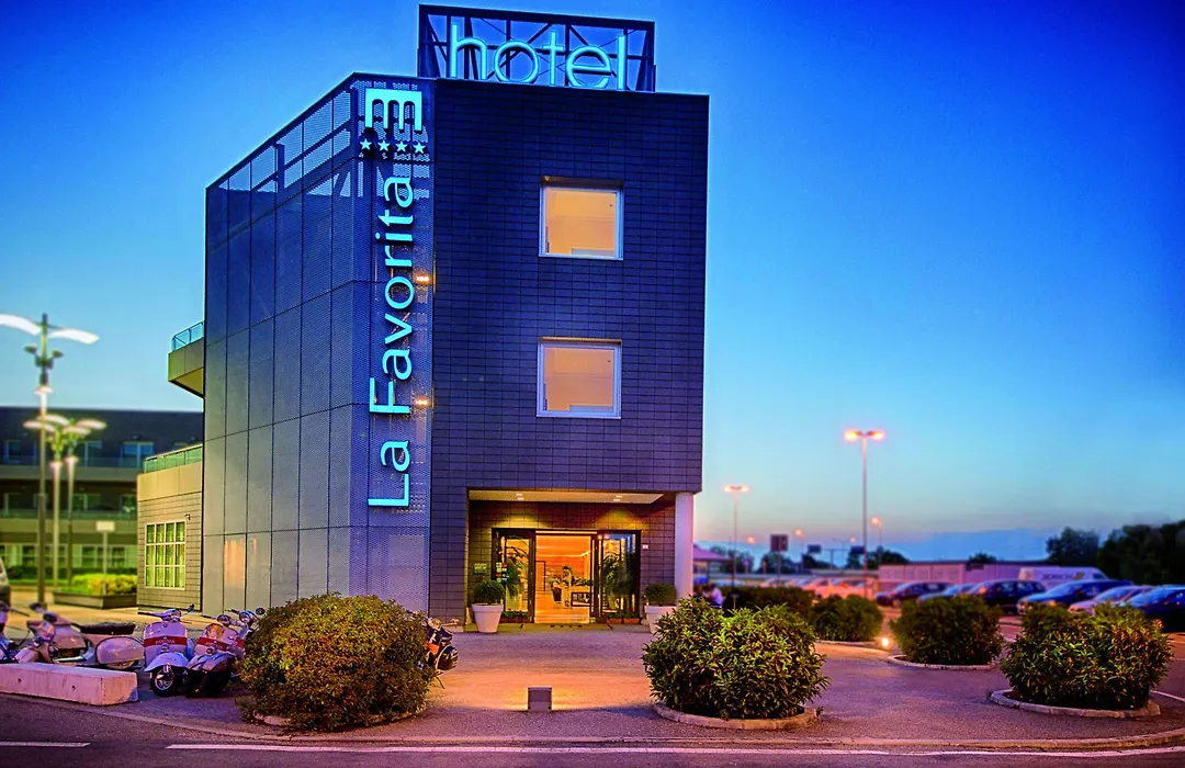 Hotel La Favorita-1