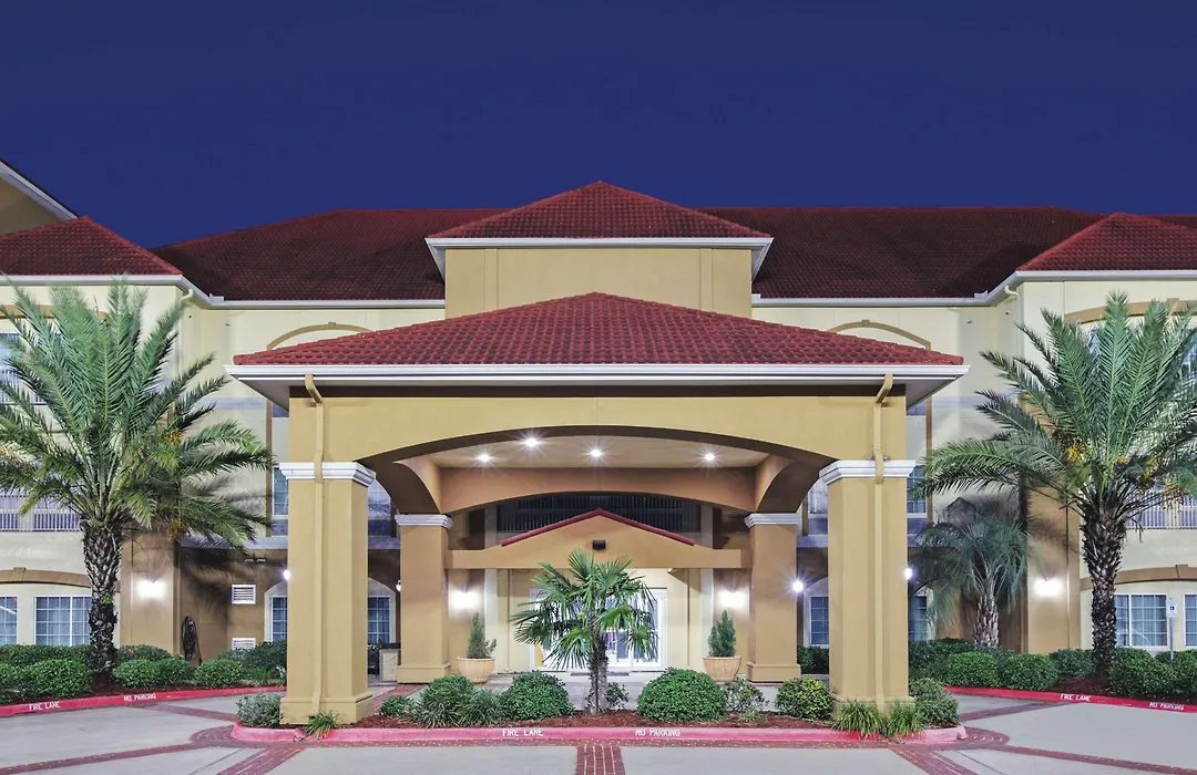 La Quinta By Wyndham Bay City-1