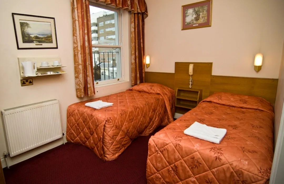 Alexandra Hotel-1