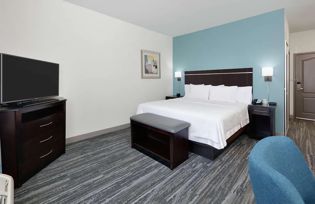Hampton Inn & Suites Childress-1