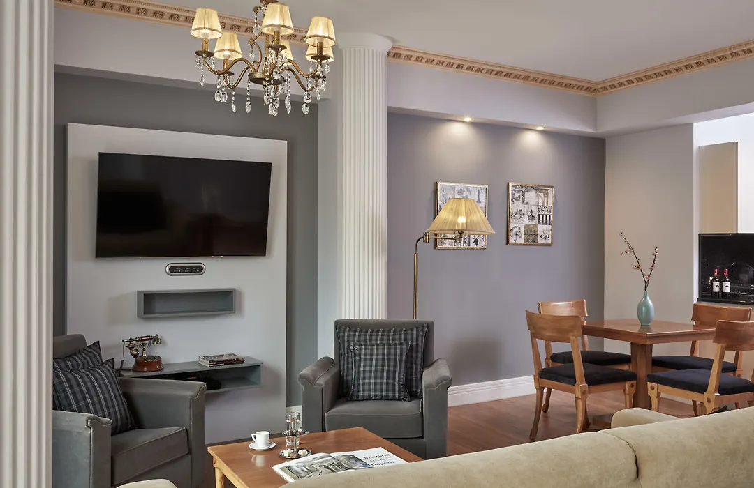 Ava Hotel And Suites-1