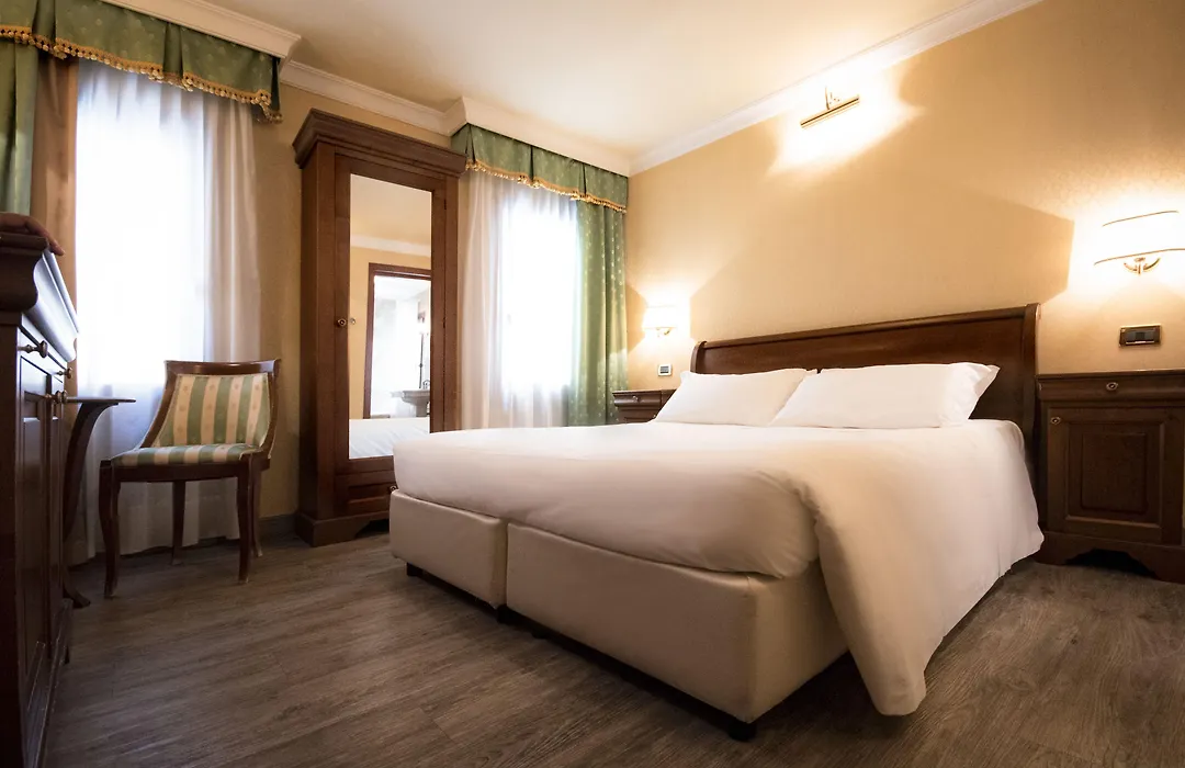 Hotel Anastasia-1
