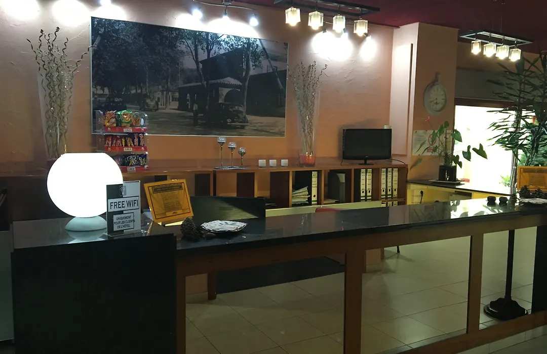 Hotel Jonquera-1