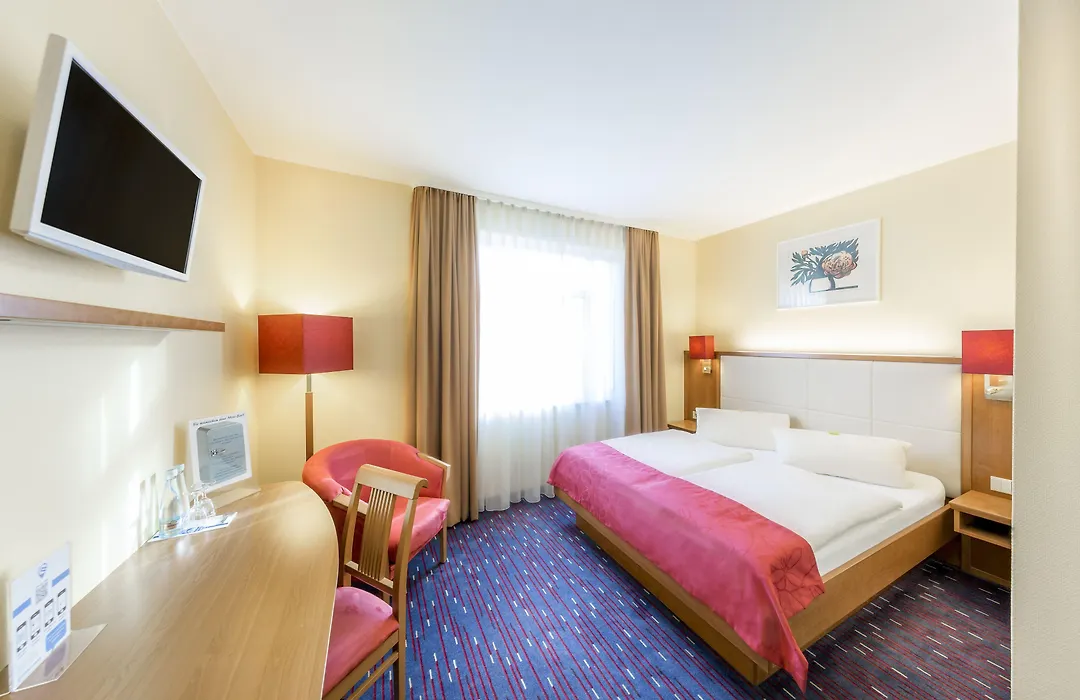 Hotel am Schillerpark-1