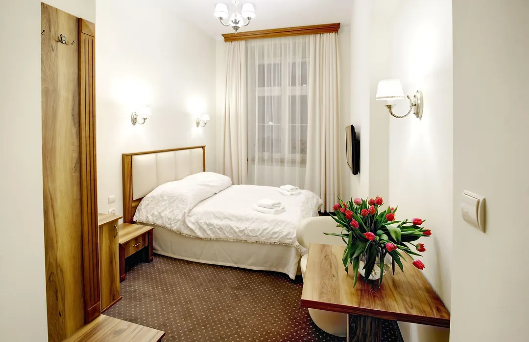 Hotel Jan-1