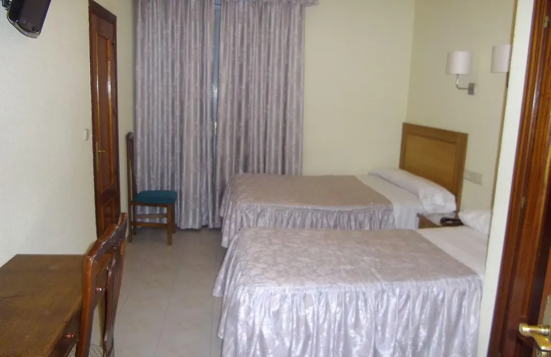 Hostal Rivera - Atocha-1