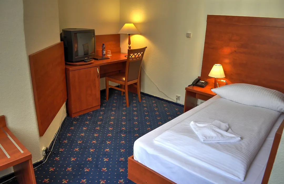 Hotel Europa City-1