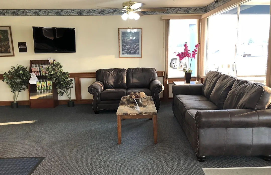 Amber Inn-1