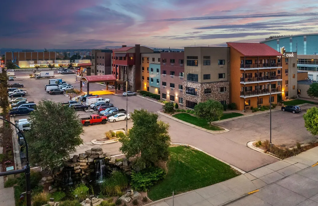 Stoney Creek Hotel Sioux City-1