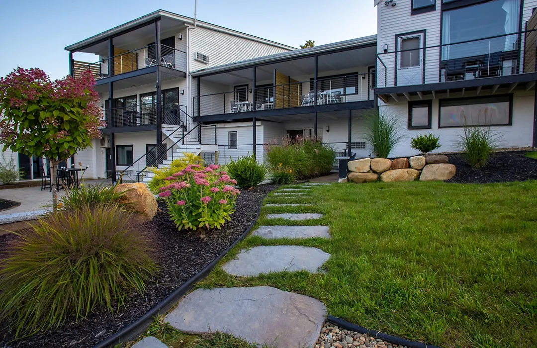 Gunstock Inn & Suites-1
