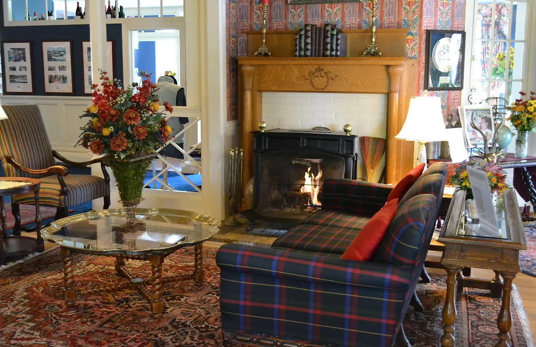 Stafford'S Bay View Inn-1