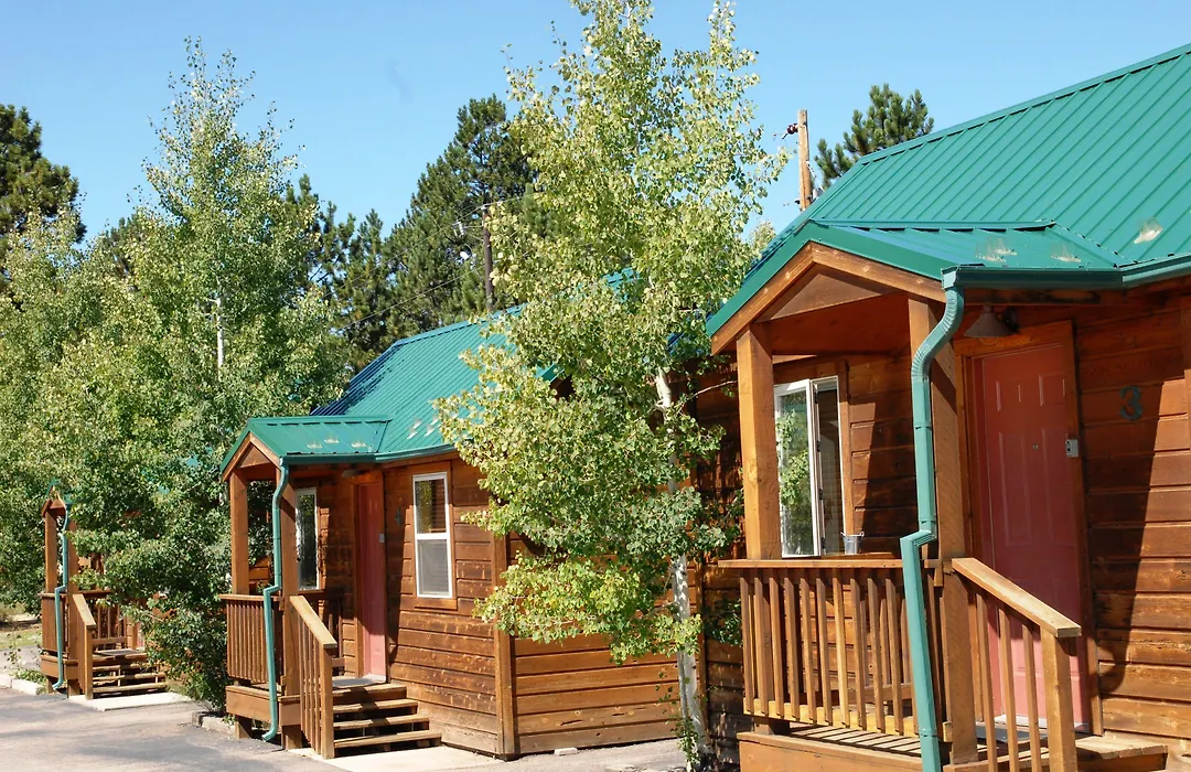 Eagle Fire Lodge & Cabins-1