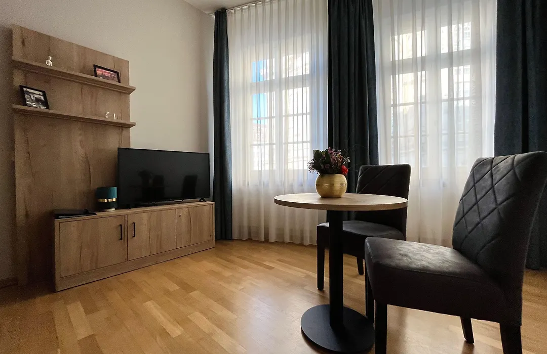 Aparthotel Altes Dresden-1
