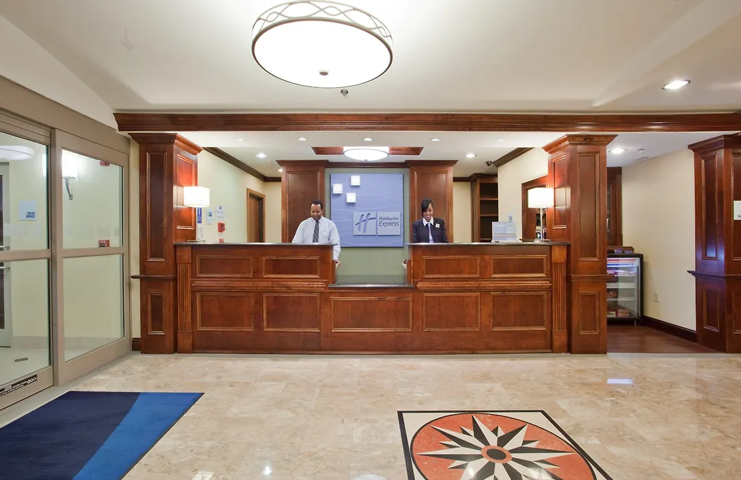 Holiday Inn Express Hotel & Suites Fredericksburg By Ihg-1